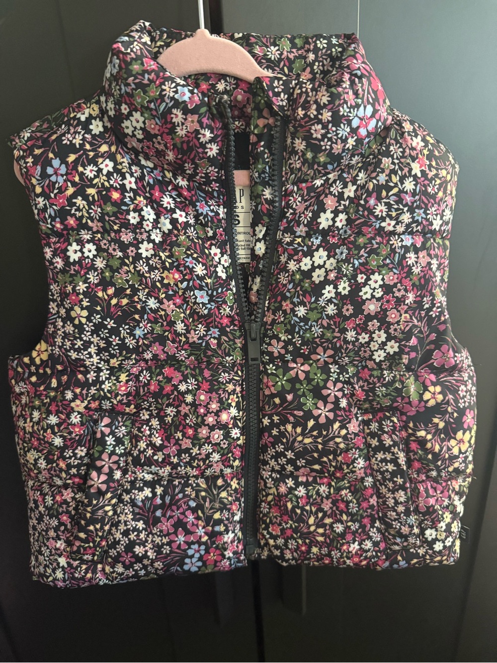 GAP Girls Floral Puffer Vest - Black with Pink & White Flowers